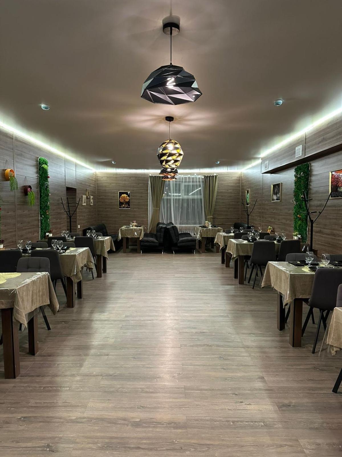 Belon Garden Hotel Astana Extérieur photo